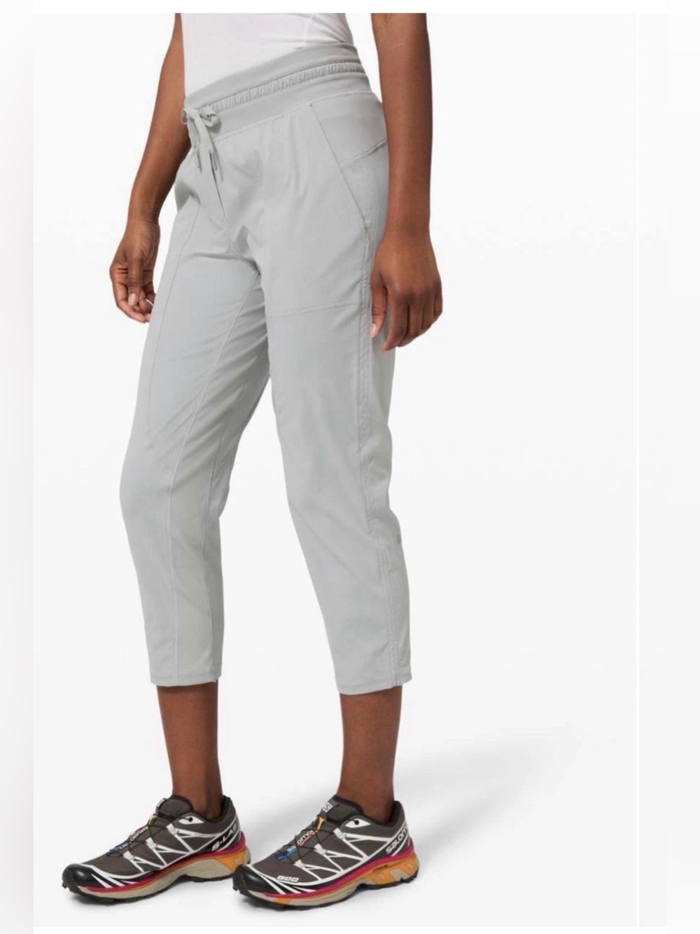 Lululemon Dance Studio Mid-Rise Light Gray Drawstring Crop Pant Size 6